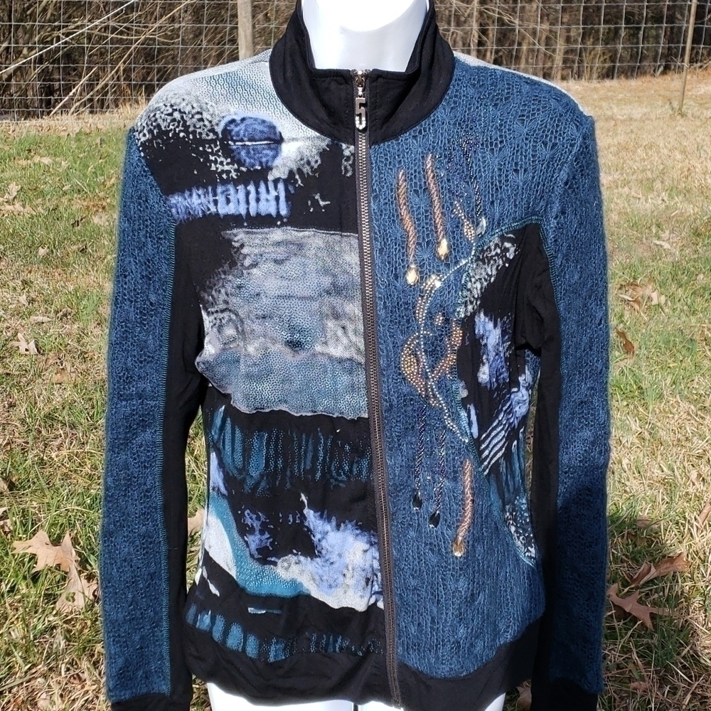 𝅺ADORE women's size small zip front sweater